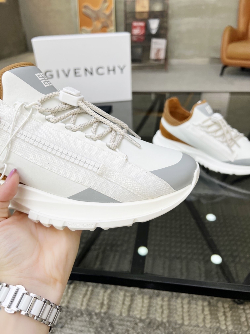 Givenchy Sneakers